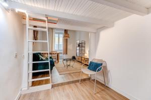 Vieille Ville - parking, 5 pers, AC, WIFI