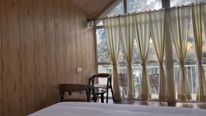 Bonfire Lakeview Treehouse