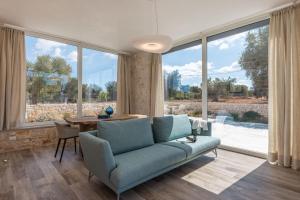 Il Trullo del Merlo - saltwater infinity pool and sauna