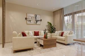 VESTA - La Mirada Residence