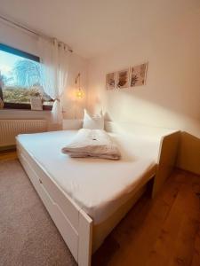 Wohnung IDA ruhig, modern mit Parkplatz bei RW und VS