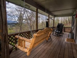 Cozy Cabin 2 beds Mtn view