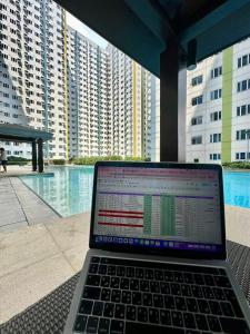 M Place Cassandra Staycation Affordable Budget Cozy Condo with fast Internet Connection that feels like Home