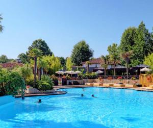 Sous le Sen Yan des Tropiques