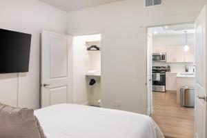 Landing Modern 2BD Gym Clubhouse