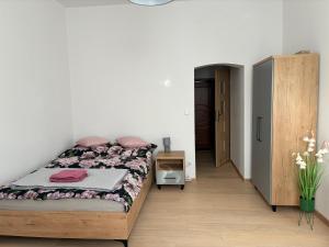 Apartament przy Placu Mariańskim 11