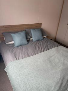 Summer breeze retreat