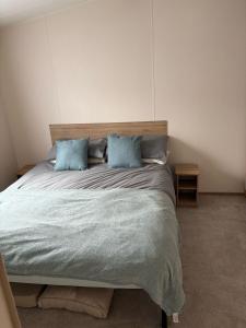 Summer breeze retreat