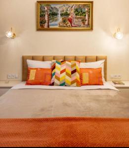 Нова 2-к Люкс Студія з Окремою Спальнею, Центр, Великий Балкон, Низький Поверх