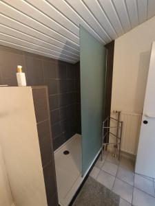 AirbnBD - spacious and cozy studio with swimming pool