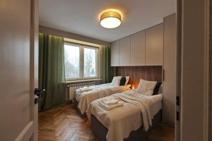 Wooden Harmony Apartment Near Old Town