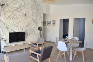Gîte neuf avec Jacuzzi et Les plages à pied