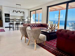 AquaTerra Luxurious seafront villa Kefalonia Skala