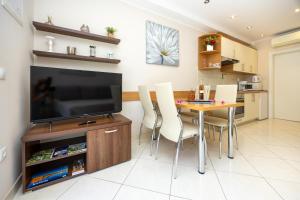 Casa di Miraya with Pool