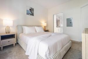 Landing Stylish 2BD Gym Clubhouse