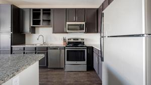 Landing Apartments - Riverhouse