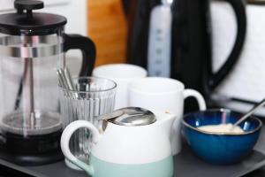 Central Brighton 2-Bed Flat by Shops, Cafés, Beach