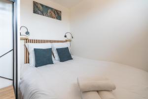 Le Petit Colbert YourHostHelper