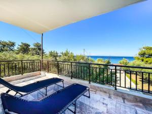 Luxury apartment in Akti Elias Sithonia