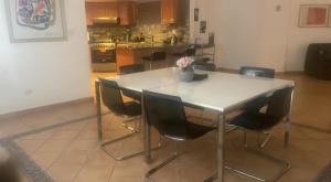 Escape 3BR Apartment Close to Downtown Mall in Bella Vista