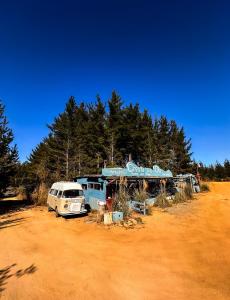 Romantic Vintage VW Kombi Glamping Puertecillo
