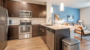 Landing Incredible 1BD Gym