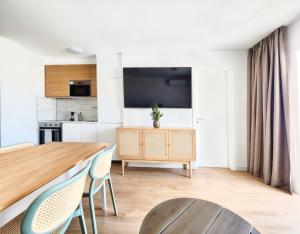 Beachkeys House - Flat in Las Americas, sea&pool view