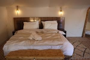 Desert luxury glamping