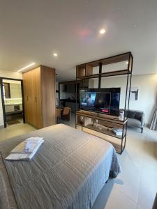 Hub compact life 1004