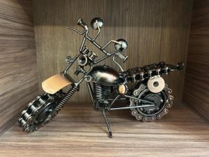 Cozy Apt Near Train Station