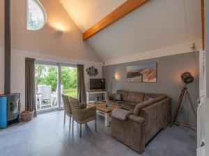 Holiday Home by Beach in Ooghduyne