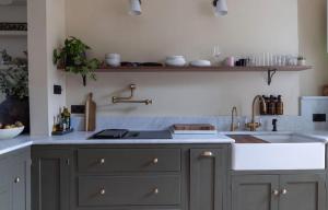 Apartment - Sleeps 2 - Paddington Station Close