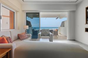 Beachfront Apartments at Vivo Resort Puerto Escondido