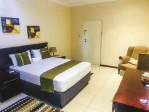 Emerald Hotel