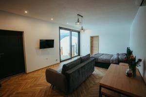 Ubytovanie pod hradom s jacuzzi a saunou