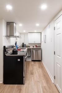 Multi-level home near Squareone, Airport, 3Parking