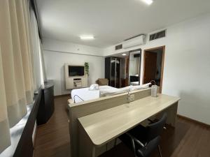 Flat Hotel Mercu Beneficência Bela Vista Com Garagem 1203