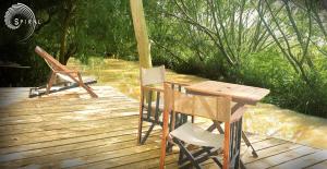 Spiral Living Bridge - Hanging House, Natural Design