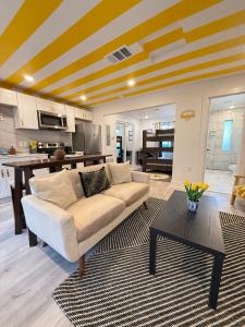 4-3 DT Dallas l FIFA READY l Staycation 2Bd1Ba