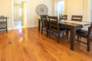 Side-by-Side Units 6BR Best Location ABODEbucks