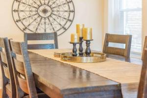 Side-by-Side Units 6BR Best Location ABODEbucks