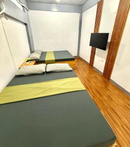 Edrines Transient Lucena City