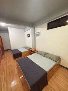 Edrines Transient Lucena City