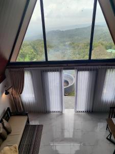 Adila Warung and Homestay