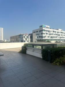 FV CareStay Luxury Apartment