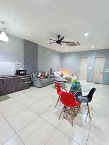 Octagon Premium Ipoh Town Center by Grab A Stay