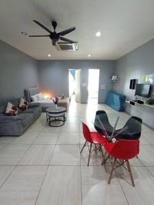 Octagon Premium Ipoh Town Center by Grab A Stay