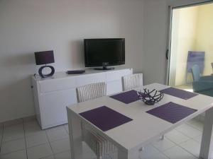 Étel : Appartement 3 Pièces, Parking, Animaux Acceptés - FR-1-479-236