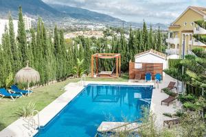 GO- Golden Banus by Roomservices