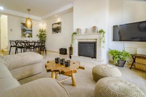 AR23 - Holiday flat Puerto Banus by Roomservices